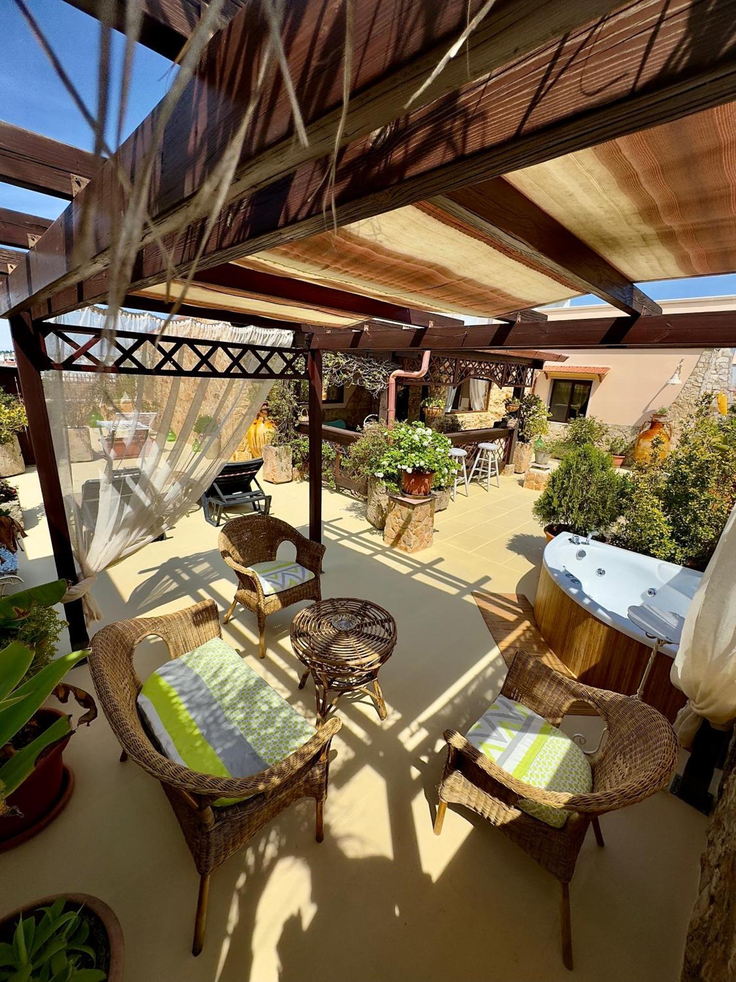 No Vabbe! Penthouse… Apartment Торе Санта Сузана Екстериор снимка